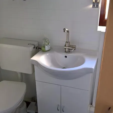 Κάμπινγκ Mountainview - Im Zillertal Direkt Am 5 Sterne Aufenfeld Mit Hallenbad Und Sauna *