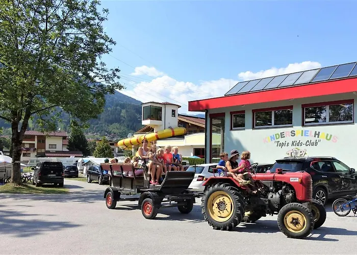 Mountainview - Im Zillertal Direkt Am 5 Sterne Aufenfeld Mit Hallenbad Und Sauna Kemp *