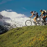 Mountainview - Im Zillertal Direkt Am 5 Sterne Aufenfeld Mit Hallenbad Und Sauna Кемпинг Aschau Im Zillertal