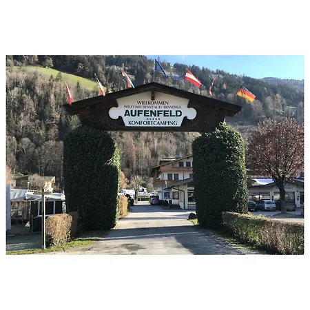 مكان تخييم Mountainview - Im Zillertal Direkt Am 5 Sterne Aufenfeld Mit Hallenbad Und Sauna Aschau Im Zillertal