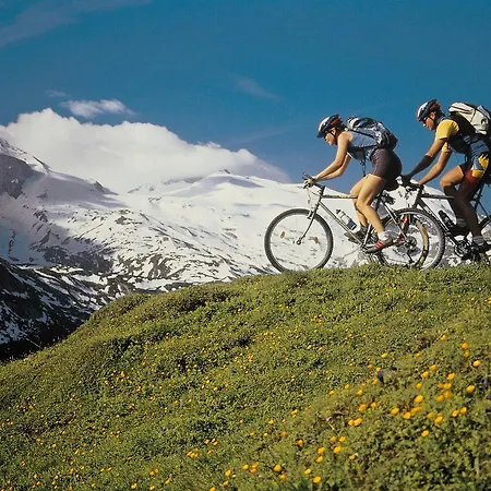 Mountainview - Im Zillertal Direkt Am 5 Sterne Aufenfeld Mit Hallenbad Und Sauna 캠프장 Aschau Im Zillertal