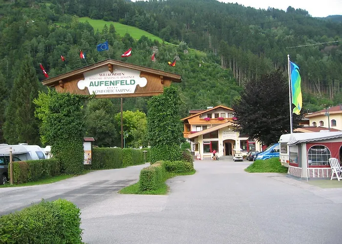 Кемпинг Mountainview - Im Zillertal Direkt Am 5 Sterne Aufenfeld Mit Hallenbad Und Sauna