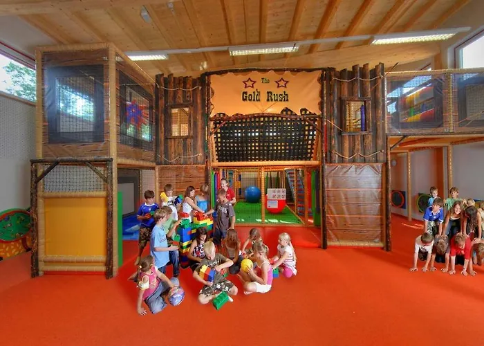 Mountainview - Im Zillertal Direkt Am 5 Sterne Aufenfeld Mit Hallenbad Und Sauna